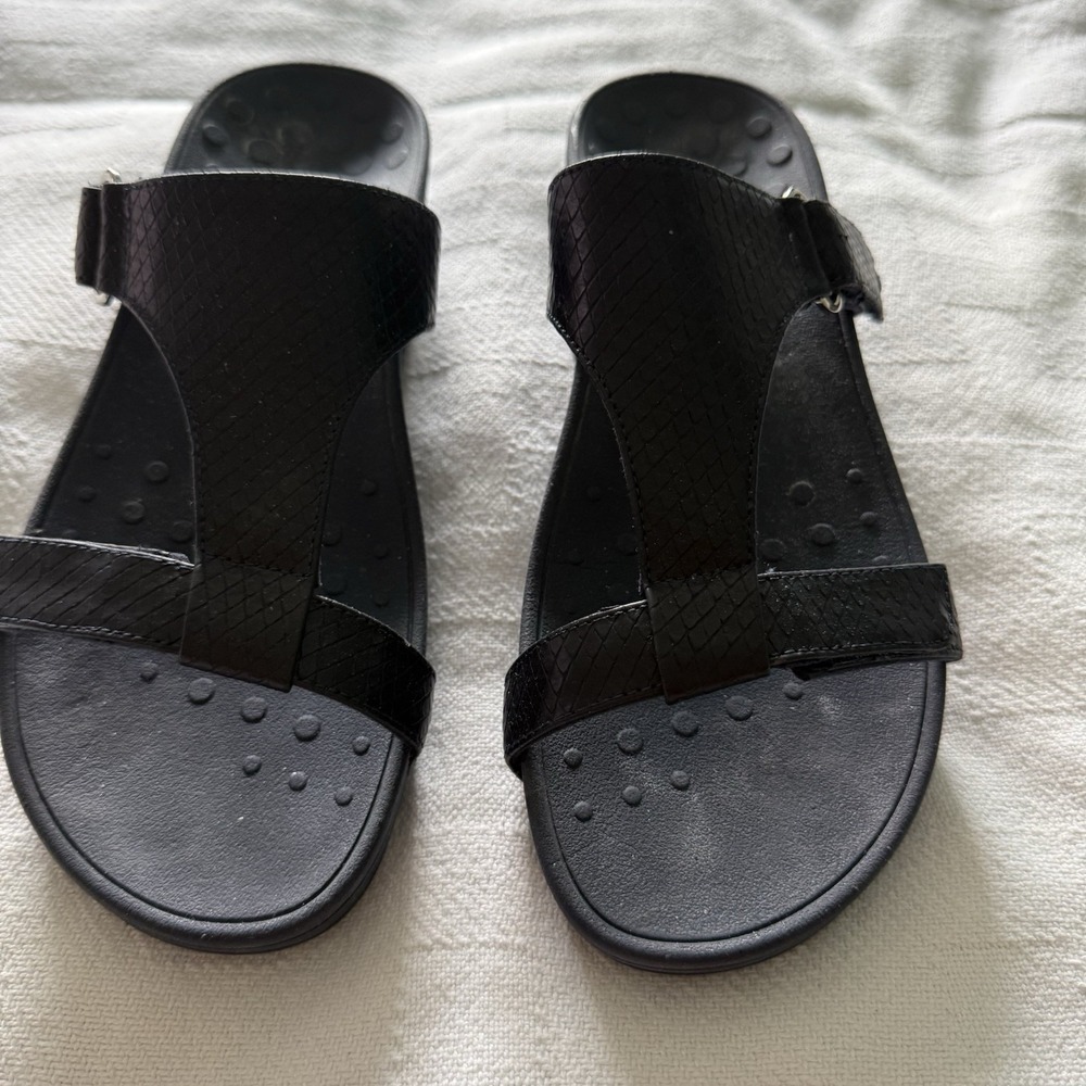 Vionic NEW Ellie Navy Snake Embossed T-Strap Platform Sandals Sz 9 Slip On